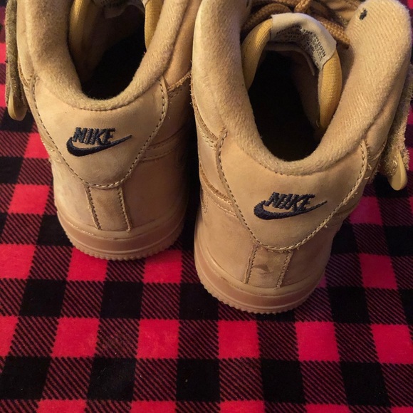 SOLD - Picture 4 of 5